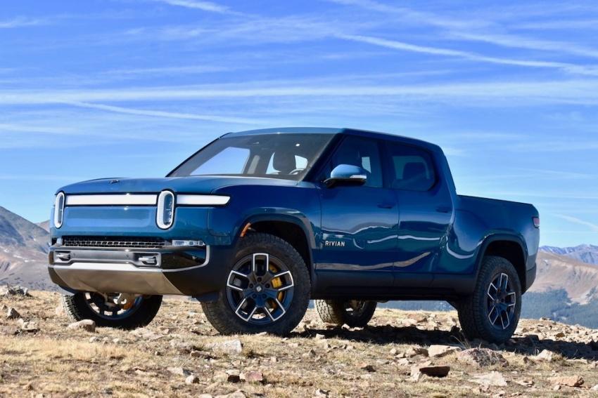 RIVIAN R1T 採一體式車體結構打造。