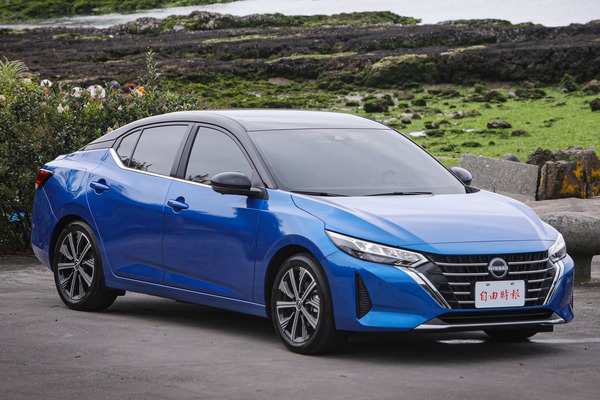 誰說家庭房車不能有休旅之魂？80 萬預算級距最佳國產推薦首選 NISSAN SENTRA 全新改款