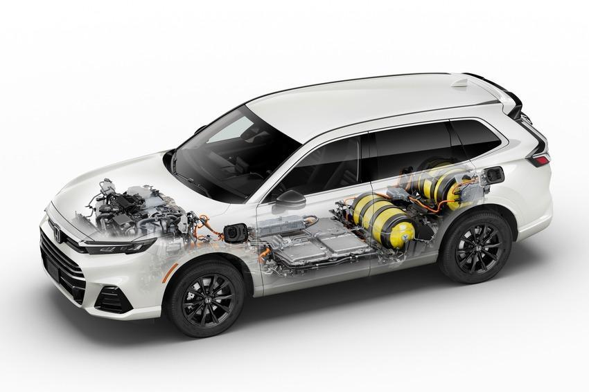 全新 CR-V e:FCEV 除了氫燃料電池系統以外，也具備插電式充電功能。