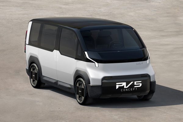 Kia 全新 MPV 量產測試車現身！車身可切換 一台當三台用