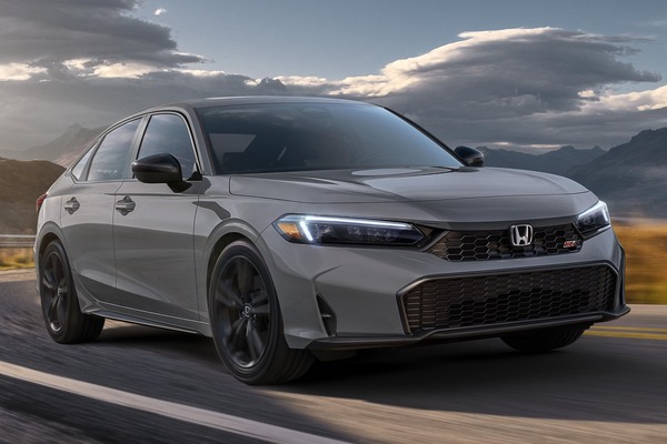 Honda 新年式 Civic 運動版熱血上場！動感外型與科技內裝全面升級