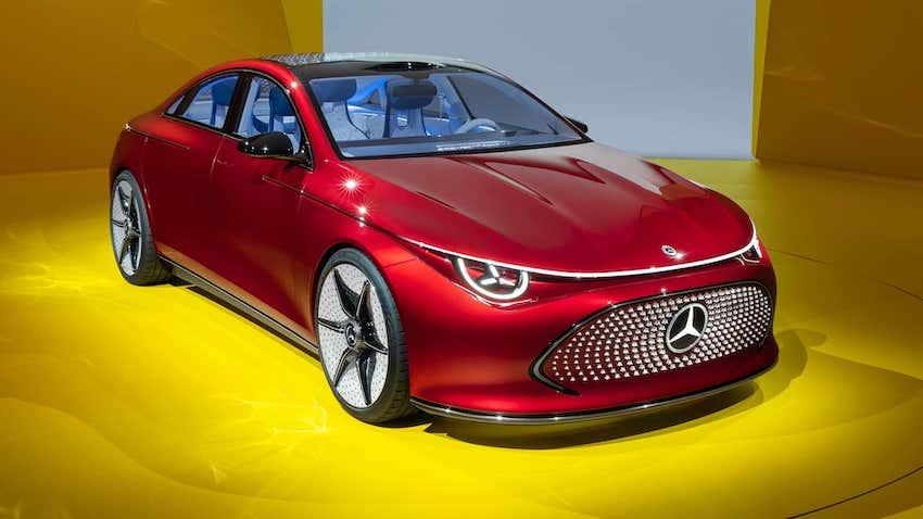 賓士 CLA 跨界電動車可能會取代 EQB。圖為 CLA Coupe Concept。