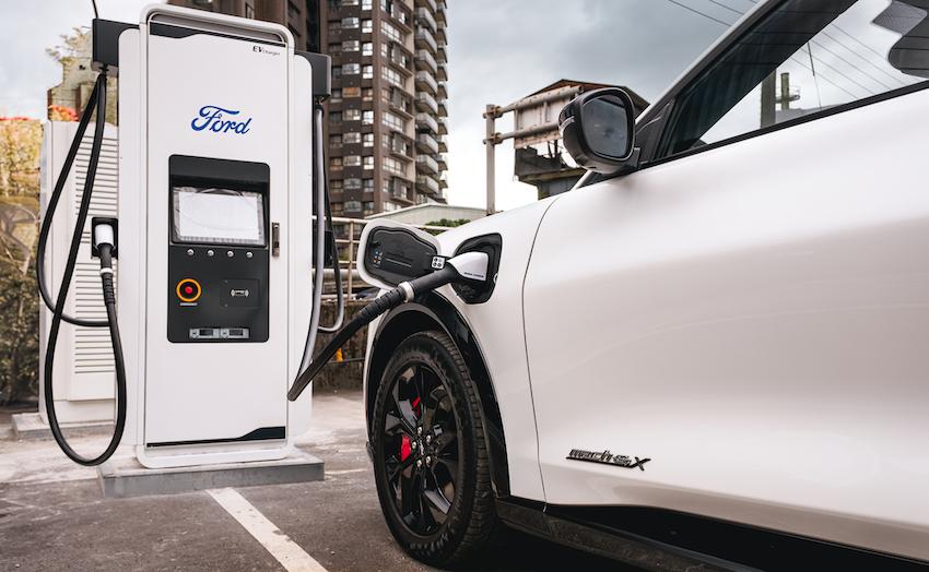 Mustang Mach-E 支援 150kW CCS2 直流快充。