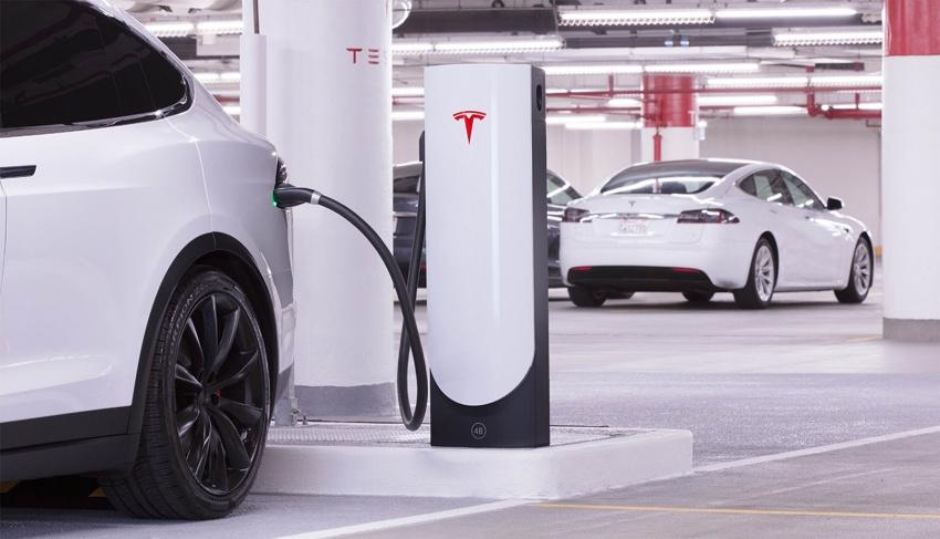 如今 Tesla 最新世代的快充設備功率也僅達到 250kW。