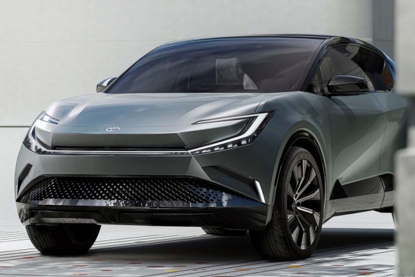 不看好電動車市場需求！Toyota 悄悄下調電動車產能