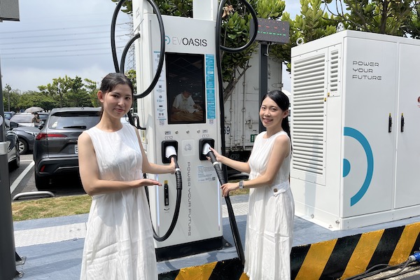 高公局國道服務區充電站建置完成！EVOASIS 推限時優惠充電價