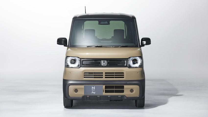 期待已久的 Honda N-BOX JOY 正式在日本上市，入手價折合台幣約 41 萬元，主要對手鎖定三菱迷你得利卡。