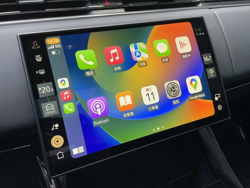 Pivi Pro資訊娛樂車載系統將多項車輛功能整合其中，並提供無線 Apple CarPlay 展現科技便利性。