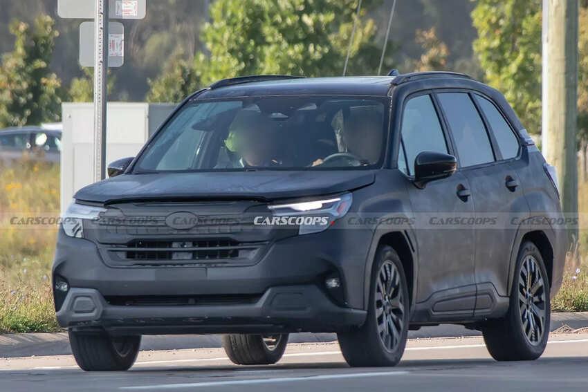 Forester 油電車型的外觀並無顯著變化。