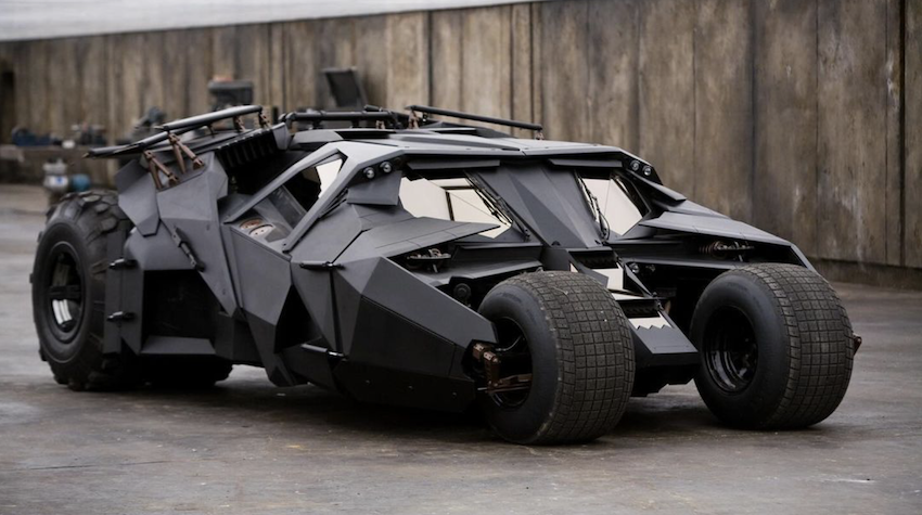 華納兄弟以奢華品牌 Wayne Enterprises Experience 來發行蝙蝠車。