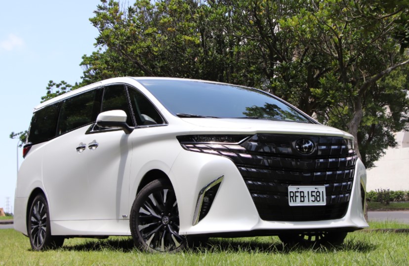 路上的空間霸主  高人氣多功能MPV  打造豪華舒適移動體驗