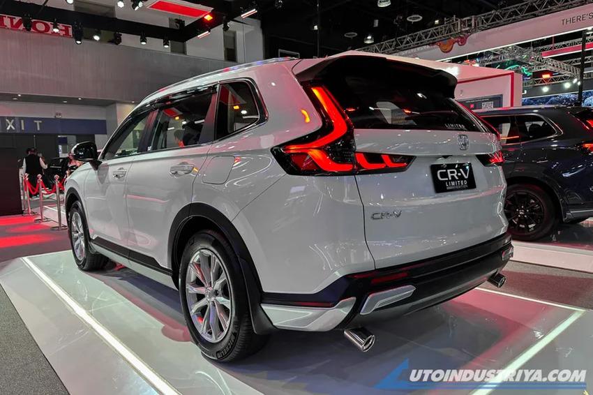 CR-V Limited Edition 實車照。（圖片來源：AutoIndustriya）