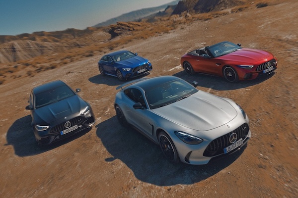 台灣首場賓士公路壯遊試駕！10 多款 AMG 性能車一次全體驗