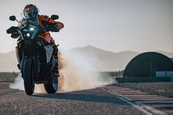 瀕臨破產歐洲重機品牌再爆負面消息！外媒：庫存 26.5 萬台機車等同一整年全球銷量