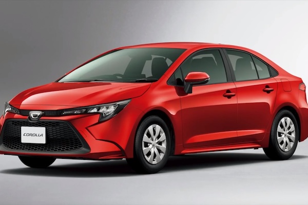 延續 12 代設計但更具運動感！Toyota Corolla 大改款預覽圖露臉