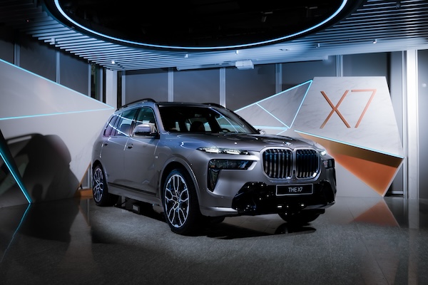 直接滿配！BMW X7 推特仕版搭全套 M Sport 專屬配備