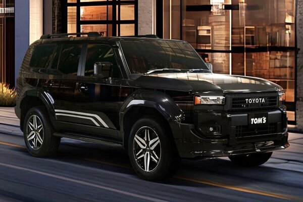 Toyota 入門越野 SUV 改造升級！Land Cruiser 250 化身都會潮旅亮相