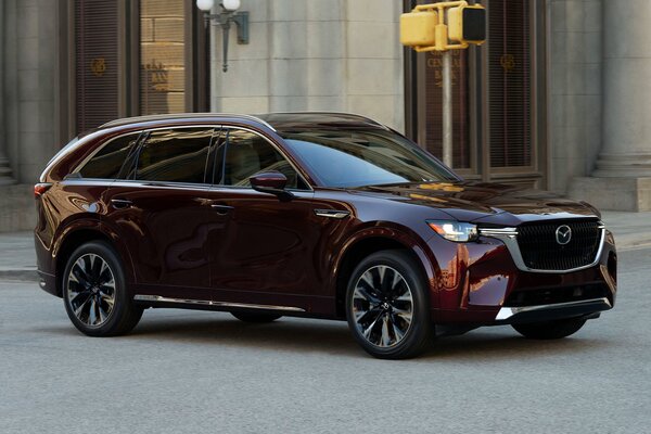 Mazda 旗艦休旅 CX-90 新年式登場！入門款配備升級 外型內裝再進化