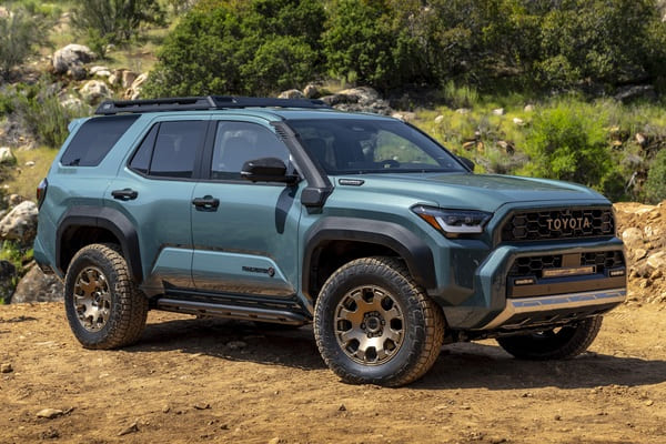 Toyota 七人座越野休旅即將登場！擴大陣容展現冒險精神 渦輪油電更有力