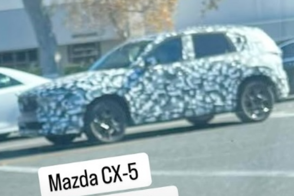 Mazda 新一代 CX-5 測試車首度曝光！車身尺碼更大 有望採 2.0 油電動力