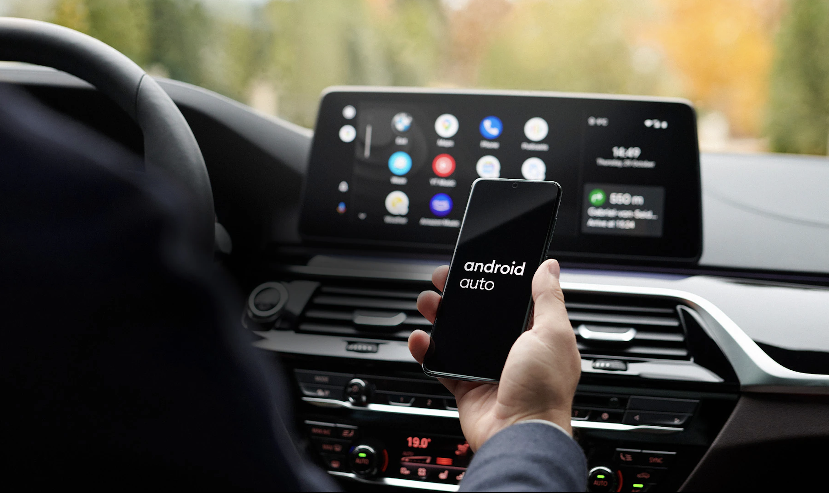 Google 強迫你換新機？Android 8 手機不再支援 Android Auto