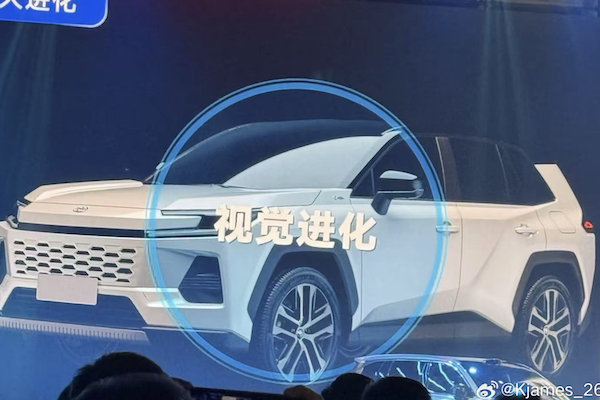 Toyota RAV4 可能就是長這樣？雙生休旅 4/23 將登場 車頭提前曝光 