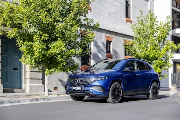 賓士純電休旅換新裝  EQA/EQB Night Edition 搭 20 吋帥氣黑圈登場