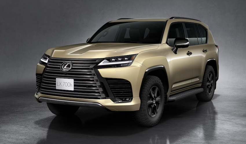 LX 700h 也在去年底推出 Overtrail 車型，試圖吸引有錢年輕富豪。