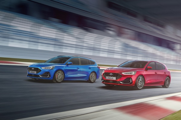 福特 Focus 降價升配備！加贈主動式停車輔助系統