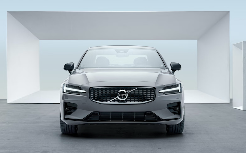 中國 Volvo S60 車主的 Bowers & Wilkins 音響，遭偷換成 Bovvers & VVilkins 山寨音響。（圖片來源：Volvo）