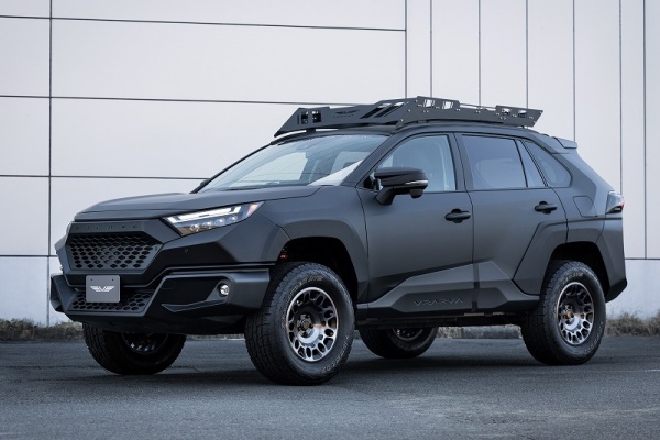 Toyota RAV4 化身裝甲車展現硬派風格！日系改裝廠全新套件開售