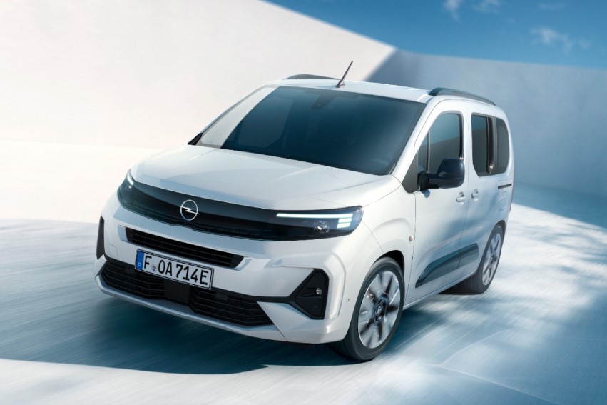 Opel Combo旗艦轎旅新秀蓄勢待發！同級唯一標配LED矩陣式頭燈 七人座長軸空間舒適移動