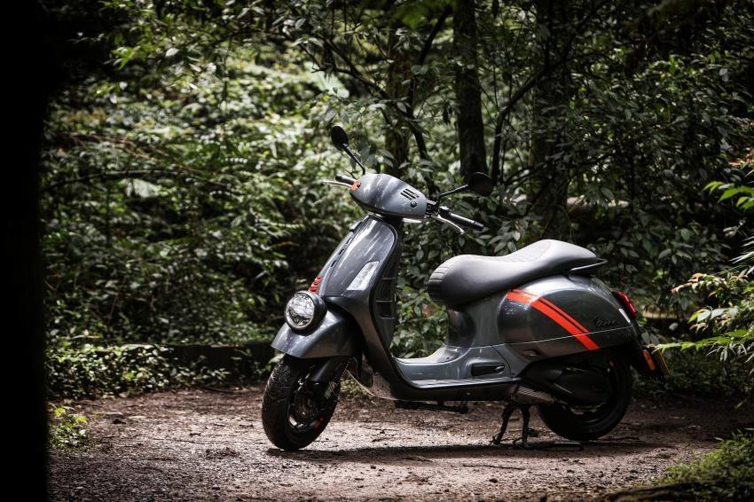 Vespa GTV 300 美型時尚速克達試駕！滿身科技配備仍不失經典傳承