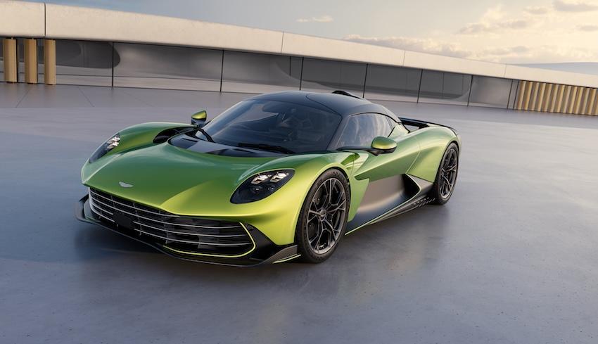 Aston Martin 今年推出中置引擎混合動力超級跑車 Valhalla，下半年交車。