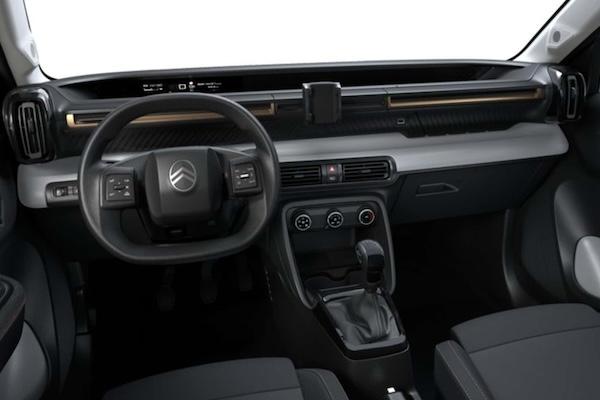 歐洲新車掀起無中控螢幕熱潮!改用手機螢幕替代  車價更實惠 歐洲新車掀起無中控螢幕熱潮!改用手機螢幕替代  車價更實惠