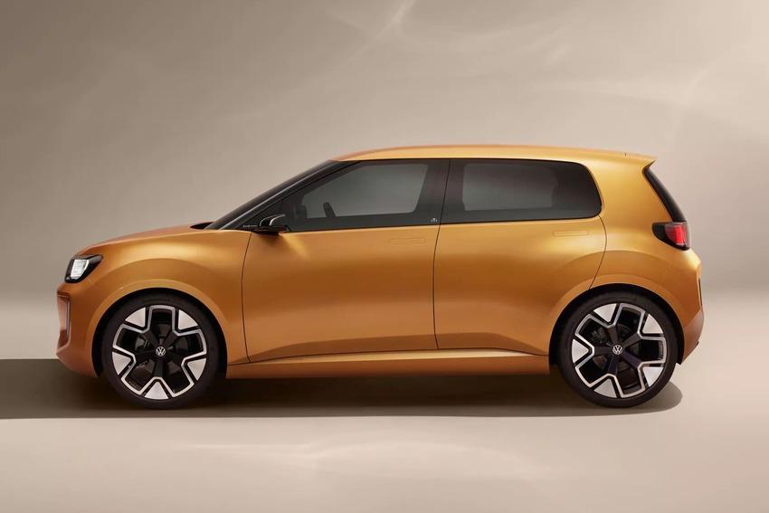 車長僅有 3,880 mm，比 Polo 更短上一些。