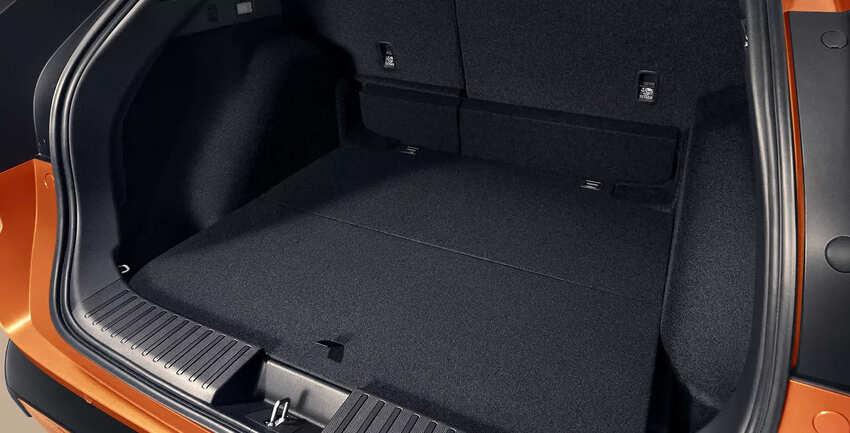 出色的空間機能也是 S7 優勢所在。