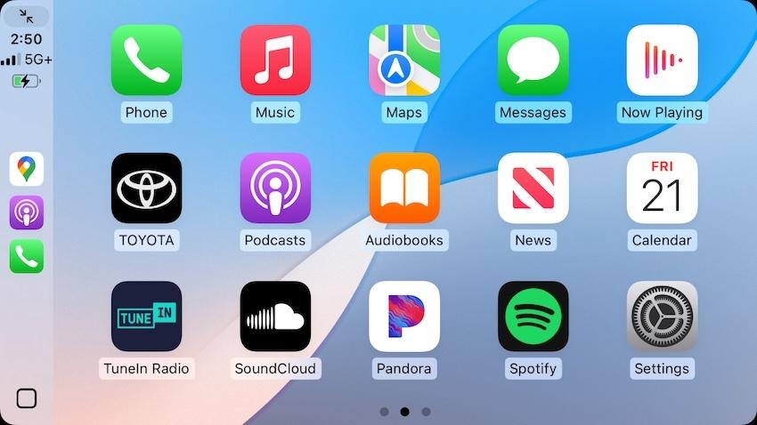 iOS 18.4 針對大螢幕車載主機，具備三行 15 個 App 顯示。