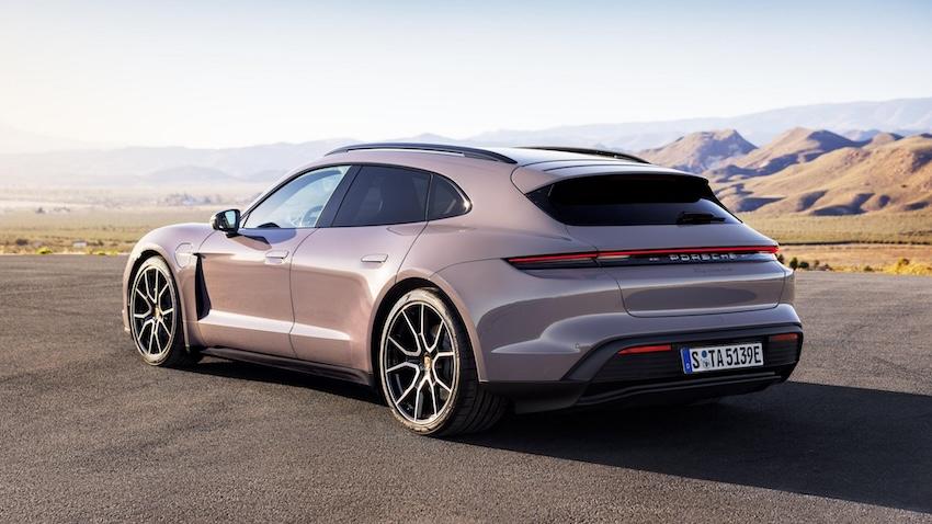 不分動力從車款來看 Porsche Taycan 跌幅最驚人，下跌高達 26.5%。