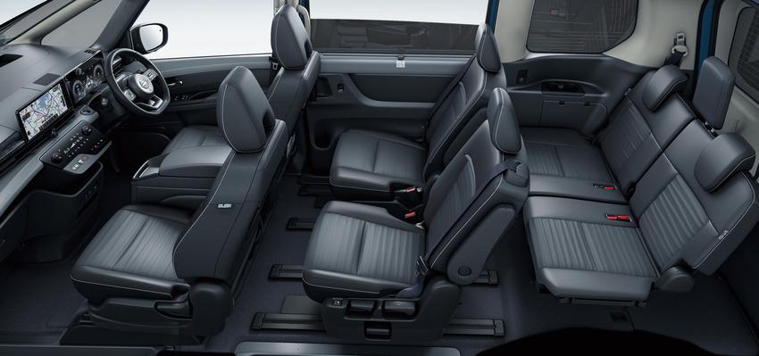 e-Power 車型改採 2+2+3 七人座配置，提供更舒適的乘坐感受。