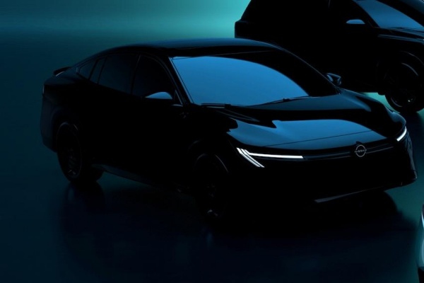 Nissan 新一代 Sentra 造型更動感！內裝有望採雙 12.3 吋科技座艙