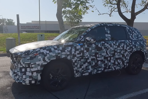 Mazda 新一代 CX-5 進入最終測試階段！內裝有望導入 14.6 吋超大螢幕