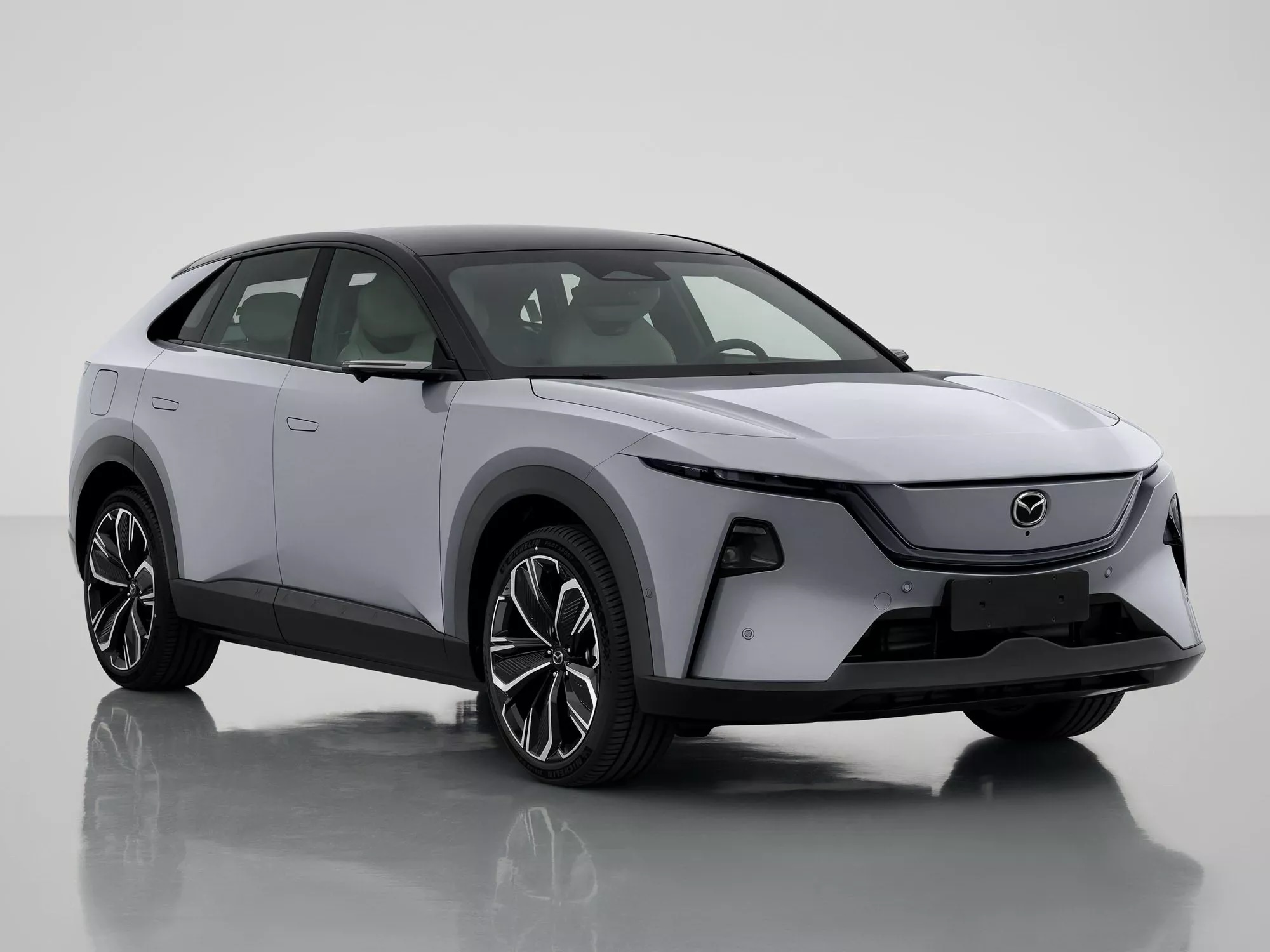Mazda 全新 SUV 車重驚人！續航里程有破千實力