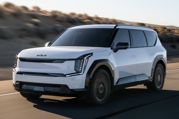 Kia 純電旗艦 EV9 特仕登場！黑化風格更引人矚目 加速性能同步升級