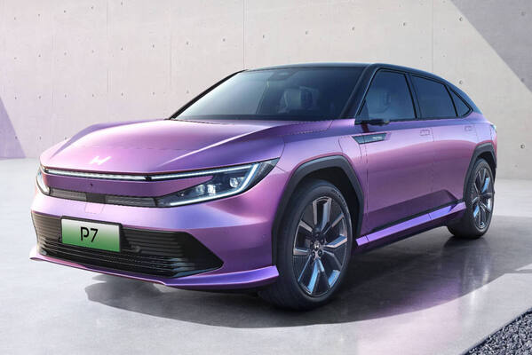 本田新款純電跨界 SUV 登場！前衛設計風格與特斯拉 Model Y 同場較勁