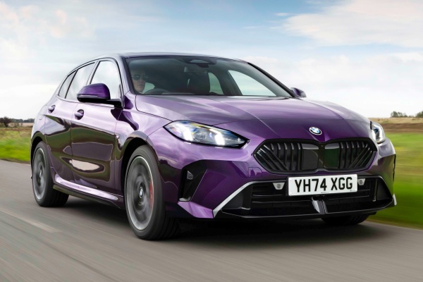 與賓士、奧迪背道而馳！BMW 高層稱不會放棄 1 系列 揭露大改款時間