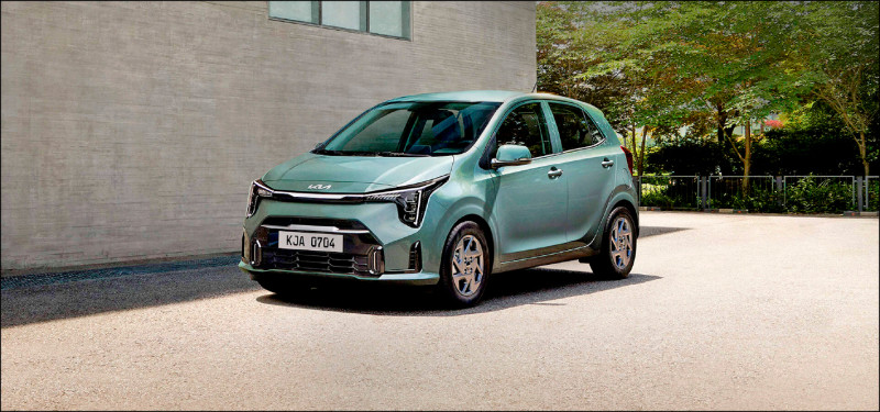 今年Kia導入小改款Picanto，不僅造型更時尚且維持豐富配備設定，小巧車身讓媽媽們能輕鬆駕馭。