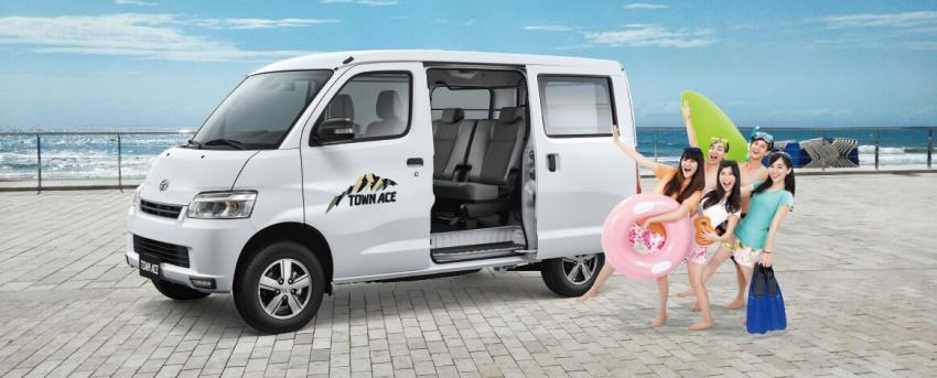 Town Ace 廂型車靈活空間適合出遊與商用。