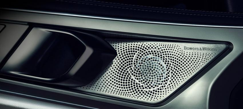BMW 多款車皆配有 Bowers & Wilkins 音響系統。