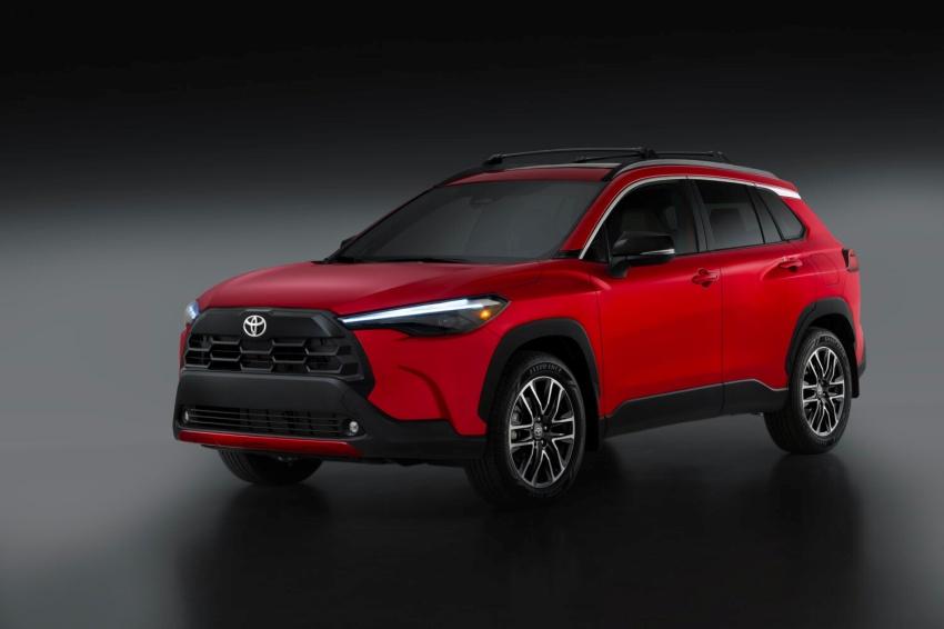 美規 Toyota Corolla Cross 燃油版具備獨特外觀造型。